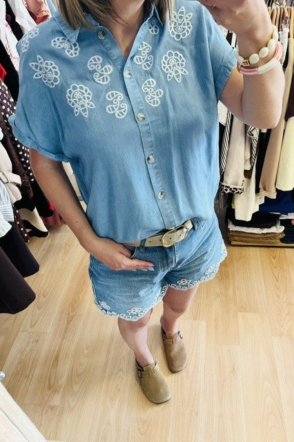 Chemise en denim brodée Joy