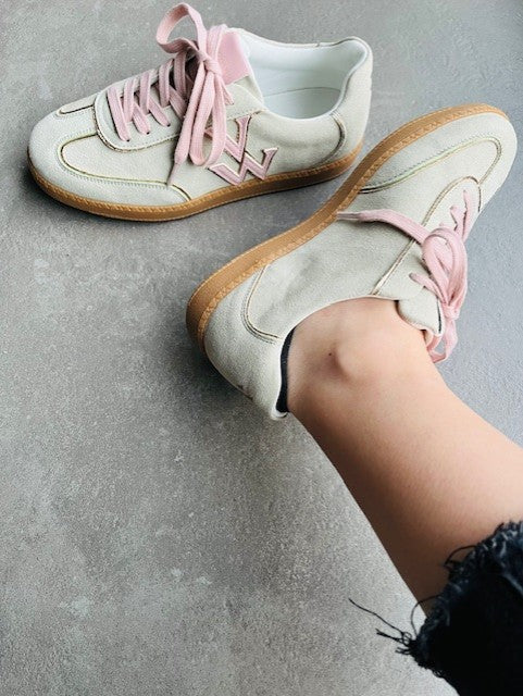 Baskets Aura initials verte