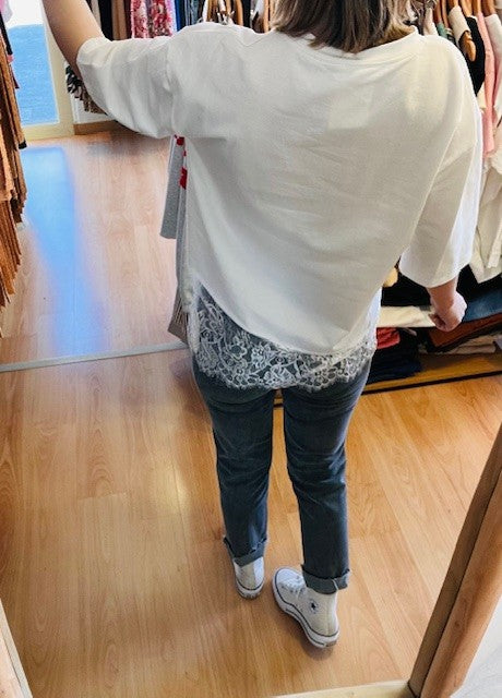 T-shirt oversize blanc – finition dentelle Gabin