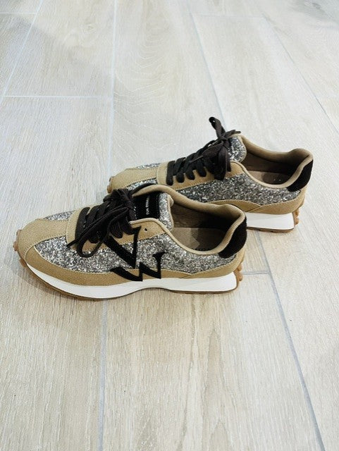 Baskets FLOW Initials beige