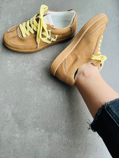 Baskets Aura initials camel