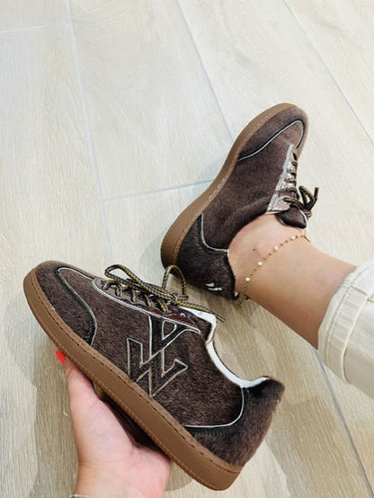 sneakers Vanessa Wu marron - sneakers femme marron - baskets Vanessa Wu femme - chaussures Vanessa Wu femme
- baskets marron femme - sneakers tendance femme - Vanessa Wu BK2925CH