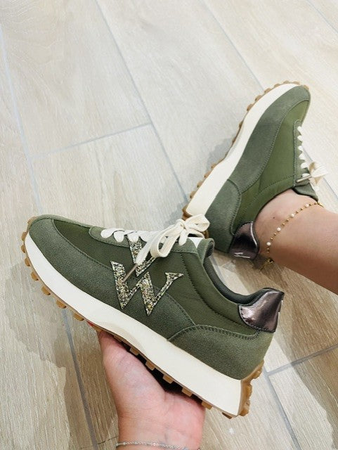 sneakers Vanessa Wu kaki - baskets Vanessa Wu kaki femme - sneakers kaki femme - baskets kaki femme - sneakers Flow Initials - Vanessa Wu Flow Initials - baskets kaki pailletées femme - sneakers kaki et blanc femme - baskets suédine kaki femme - sneakers tendance femme - baskets plateforme femme - Vanessa Wu BK2928KK