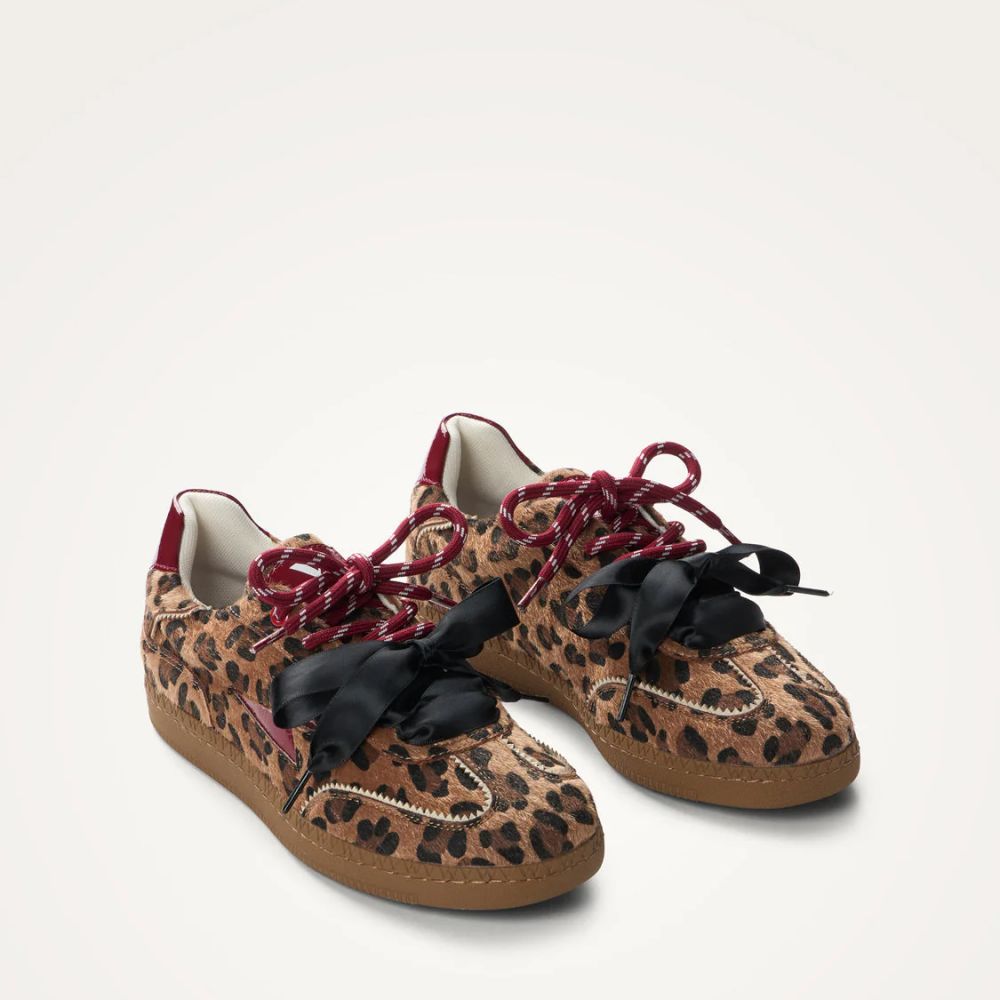baskets léopard femme - sneakers léopard femme - baskets femme tendance  - baskets imprimé léopard - baskets Vanessa Wu
chaussures femme léopard - sneakers mode femme - baskets rouges femme - baskets confortables femme - Sasa x Vanessa Wu - baskets casual chic
baskets fashion femme