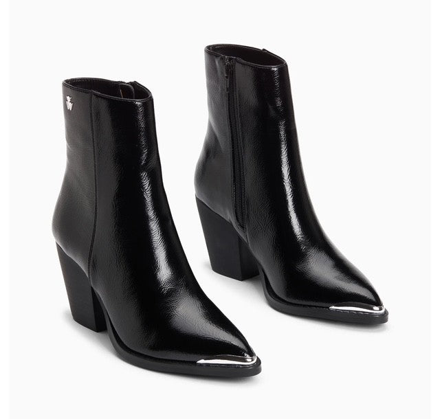 Bottines Amandine Vanessa Wu - bottine santiag - bottines vernis noires