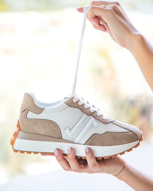 Basket CL11 running à lacet taupe 