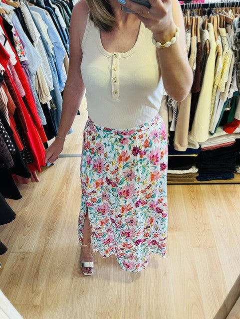 jupe fleurie femme - jupe midi -  jupe fluide - jupe bohème -  jupe imprimé floral, - jupe été -  jupe colorée -  jupe romantique -  mode femme printemps été.