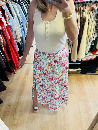 jupe fleurie femme - jupe midi -  jupe fluide - jupe bohème -  jupe imprimé floral, - jupe été -  jupe colorée -  jupe romantique -  mode femme printemps été.