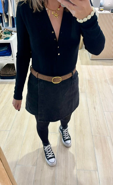 Jupe-short Cassandra - Jupe-short denim noir - Jupe-short femme noire - Jupe-short en jean femme - Jupe-short tendance - Jupe-short chic femme