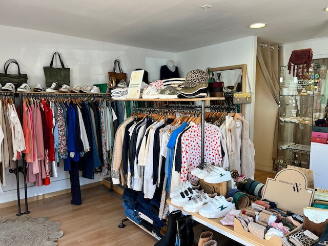 Boutique de prêt à porter féminin tendance et accessoires 45240 La Ferté-Saint-Aubin