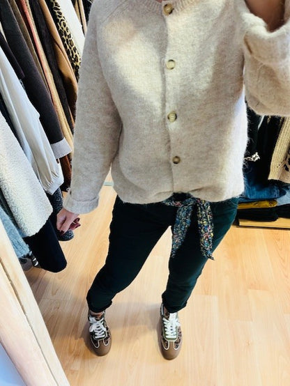 Pantalon chino vert sapin Alban - pantalon ceinture foulard - pantalon Onado - pantalon coupe droite - pantalon chic - pantalon automne