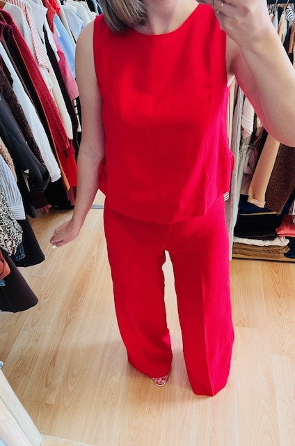Pantalon rouge Wesley - pantalon rouge femme - pantalon rouge taille haute - pantalon large rouge - pantalon tailleur rouge - pantalon fluide rouge femme - pantalon élégant rouge