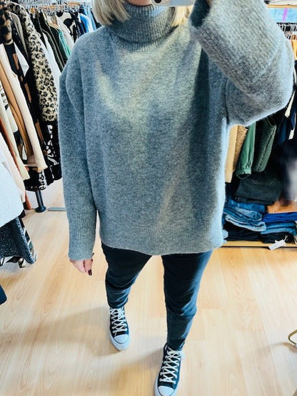 Pull oversize gris Taxi - pull oversize femme - pull ivoire Grace & Mila - pull col montant femme - pull chaud hiver - pull ample chic - pull cocooning - pull femme tendance 2025