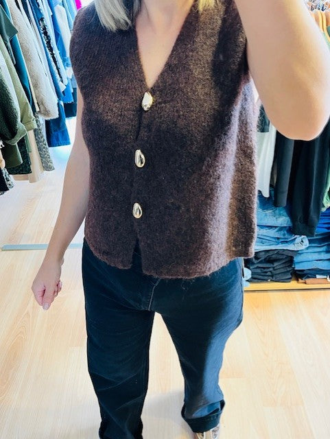 Pull sans manches marron Louis - gilet boutons goutte d'eau - gilet à suerposer