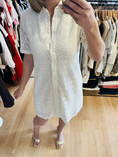 Robe chemise blanche en dentelle Maria - robe crochet blanche - robe dentelle - robe chemise manches courtes