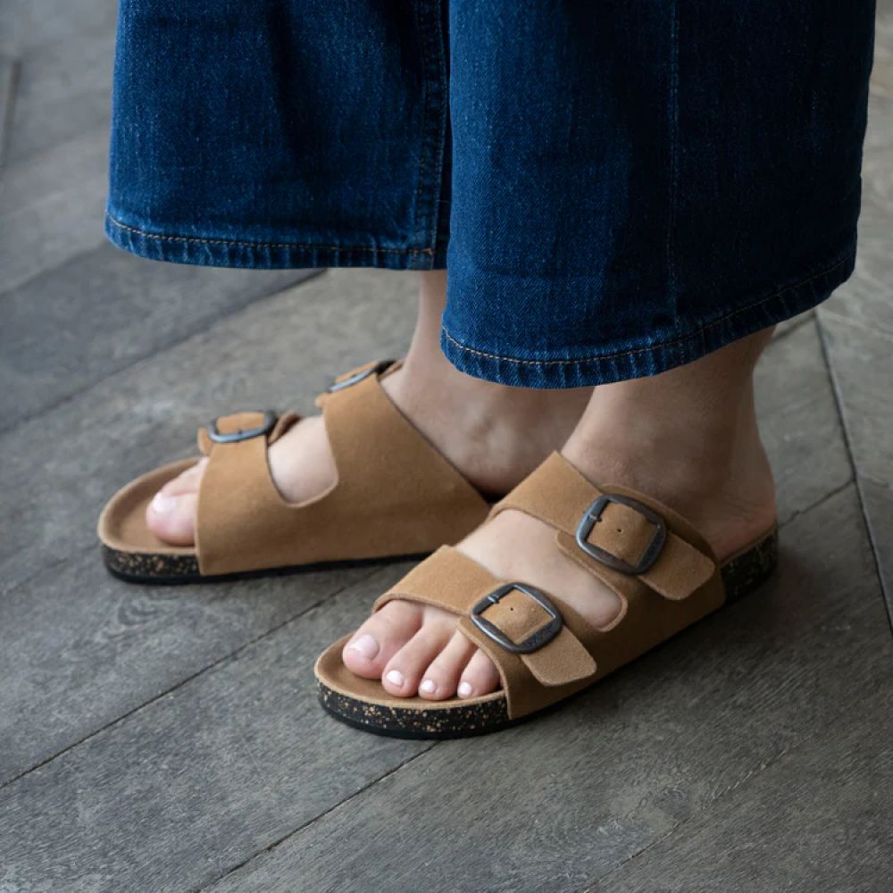 Sandales double bride cuir camel - sandales double brides cuir camel - sandales cuir camel femme - sandales Isotoner femme - sandales confort double bride - sandales à boucle cuir camel