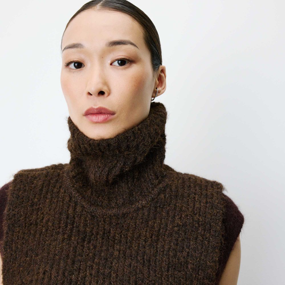 snood Ansel Grace & Mila -  snood Grace & Mila femme -  snood tricoté femme -snood chocolat femme - snood marron femme - tour de cou femme -  snood hiver femme -  accessoire hiver femme -  snood chaud femme - snood tendance femme - écharpe tube femme -  accessoire Grace & Mila