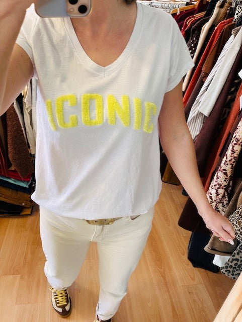 T shirt Iconic - t shirt iconic femme - t shirt blanc femme - t shirt col v femme -  t shirt tendance femme - t shirt inscription femme - t shirt casual chic femme