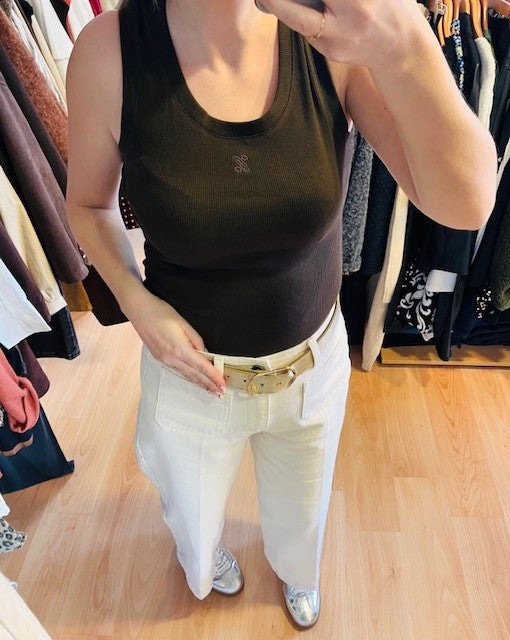 Top brodé chocolat Valou - top femme brodé chocolat- haut Grace & Mila tendance - top broderie femme chic- mode femme Grace & Mila - collection Grace & Mila 2026