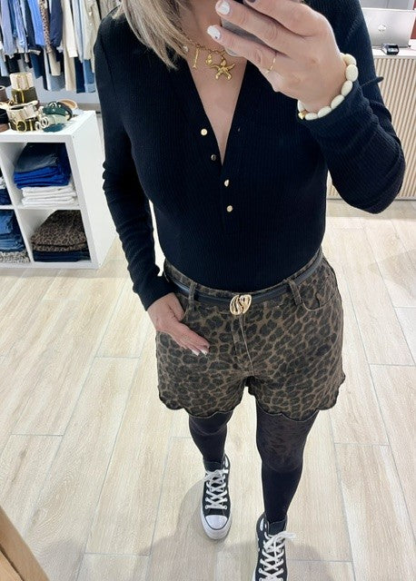 Short festonné imprimé léopard marron Eddy