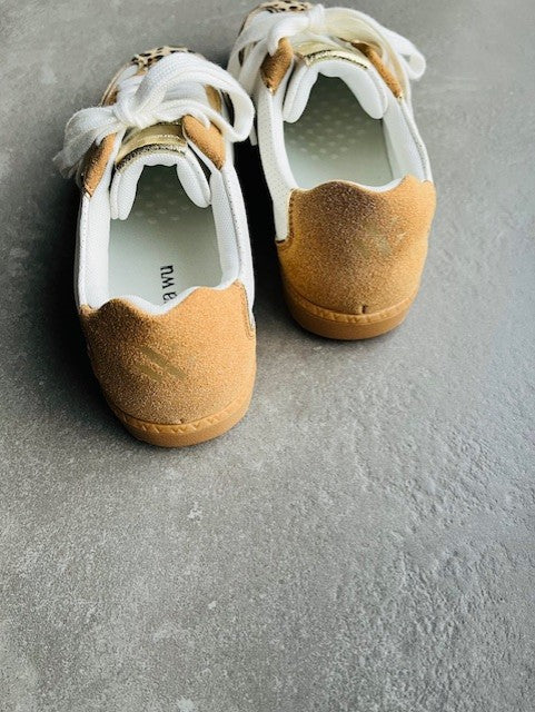 Baskets Aura initials léopard