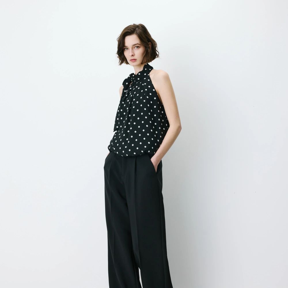 Pantalon tailleur large à plis noir Nilay
