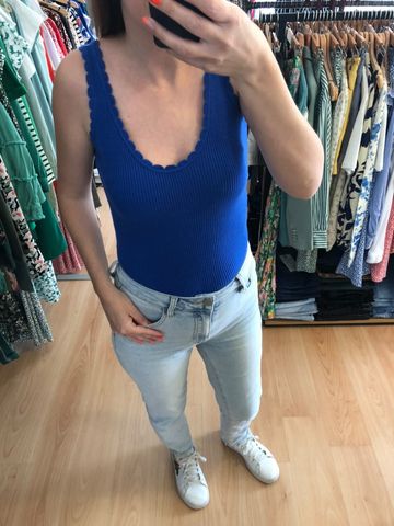 Top Jessy Bleu royale