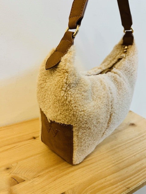 Sac Loelia Vanessa Wu