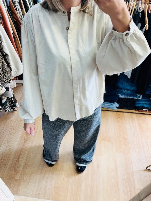 Blouse oversize écru en velours côtelé Suri