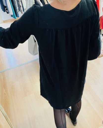 Robe noire Susana