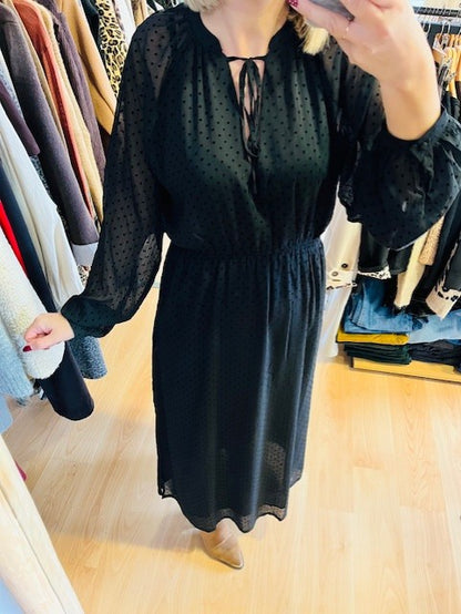 Robe longue à pois noir Théssa