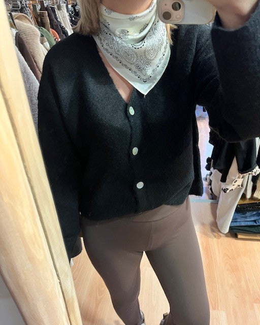 Gilet noir Alby avec son foulard bandana inclus