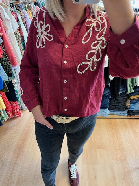 Blouse bordeaux brodée Murcia