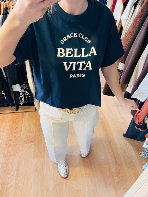 top oversize Voss bleu marine Grace & Mila - t-shirt à message femme - top oversize femme tendance - haut bleu marine oversize - mode femme Grace & Mila - collection Grace & Mila femme